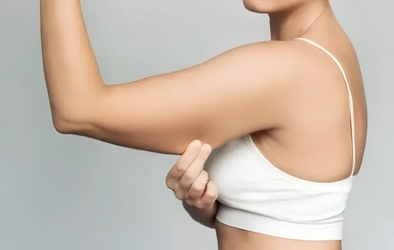 Lifting des Bras en Tunisie